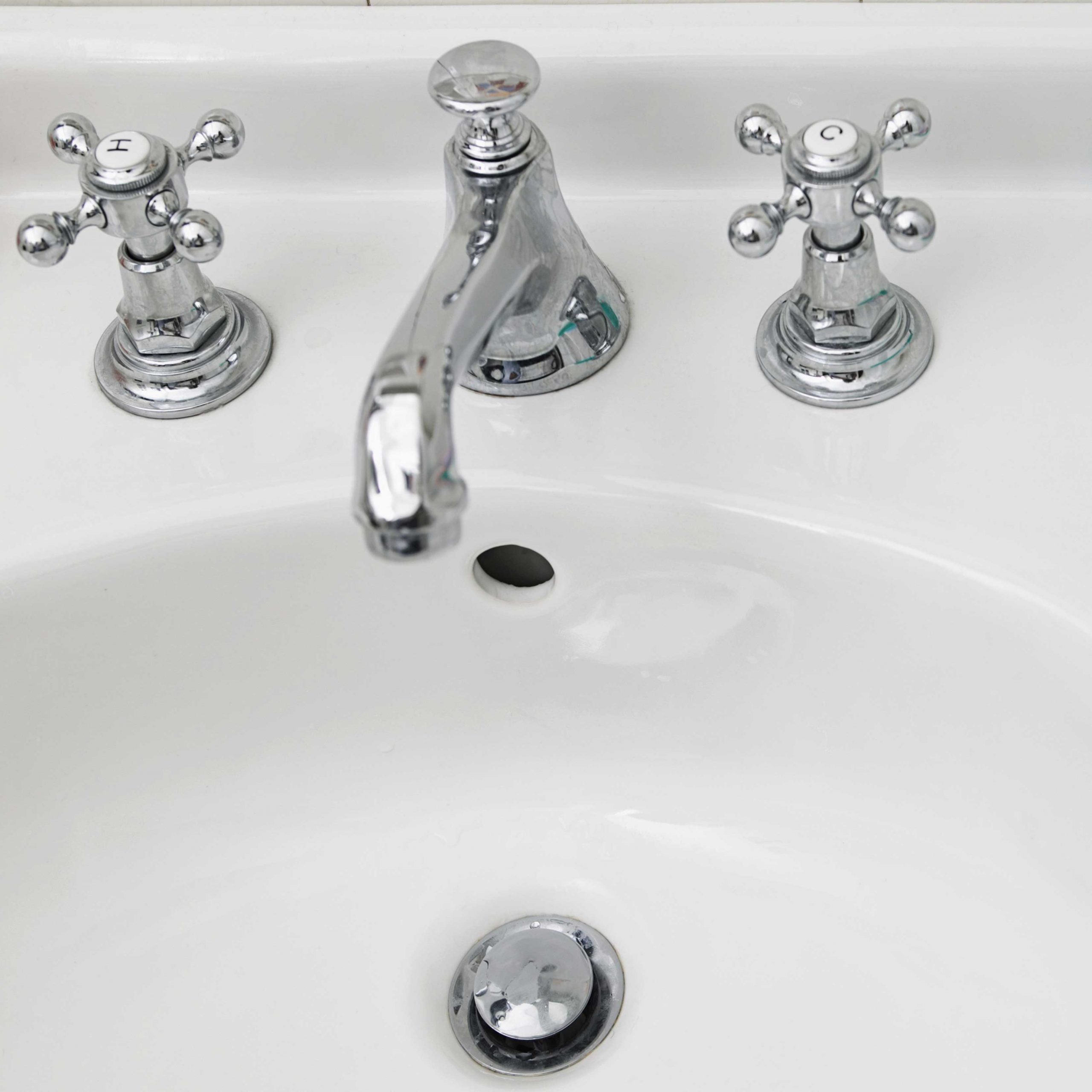 https://www.danco.com/wp-content/uploads/2016/06/Sink_TwoHandle-scaled.jpg